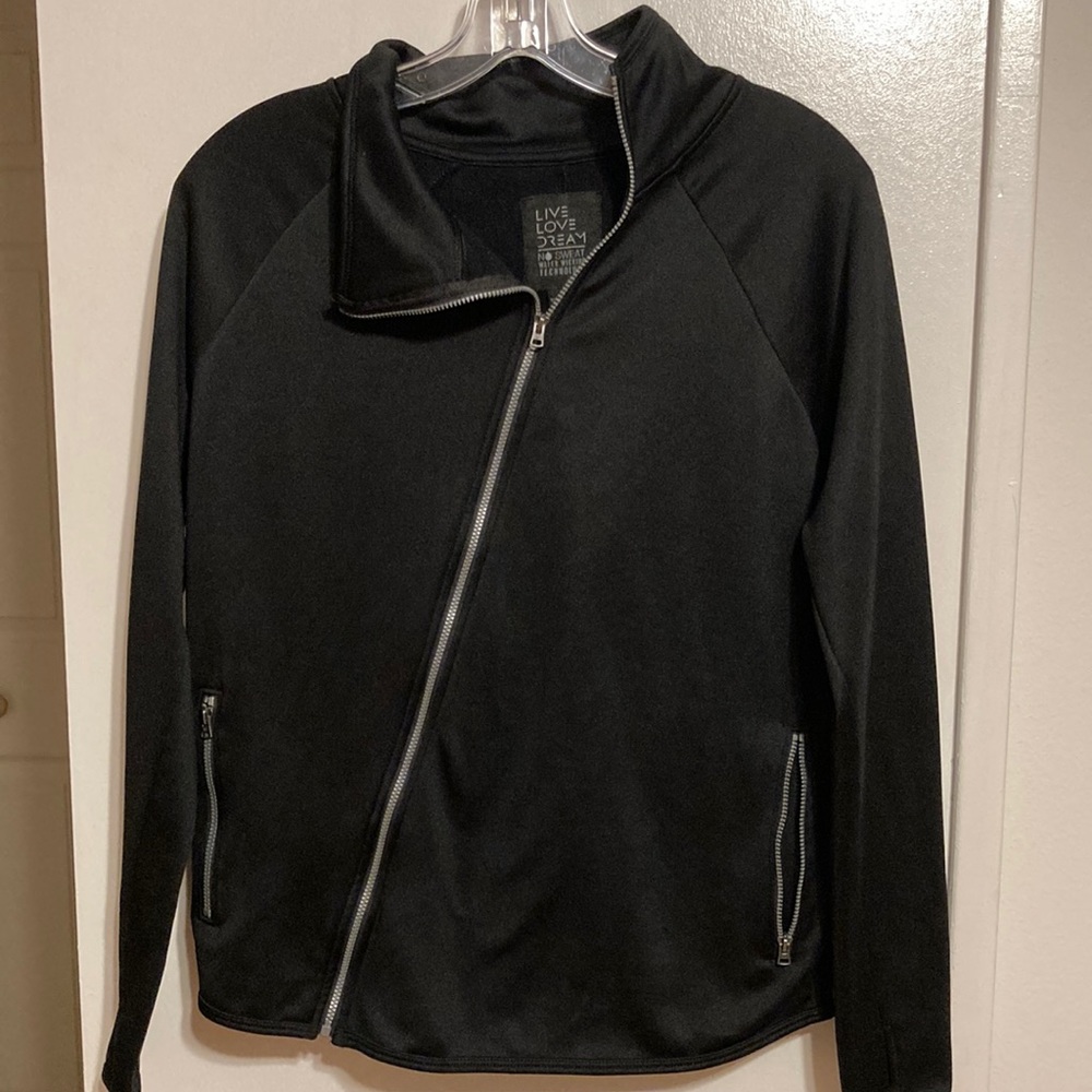 Aeropostale Women’s Athletic Black Zip-up Sweatshirt (size M)